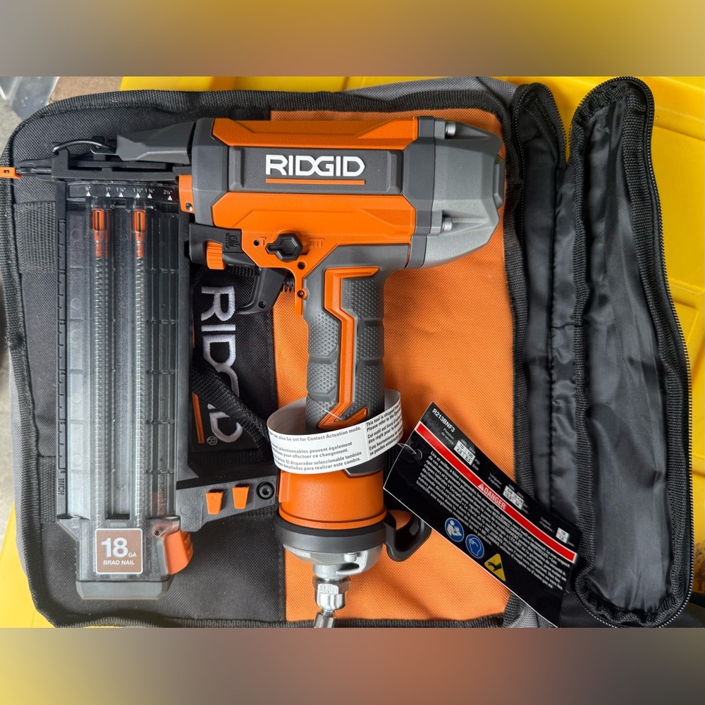 RIDGID Orange and Gray 18 gauge Brad Nailer